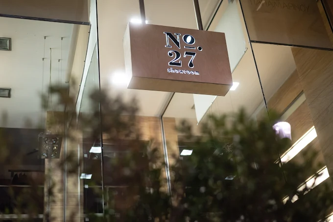 No27 SHOWROOM