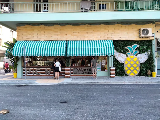 outdoors  - fresco bar drama