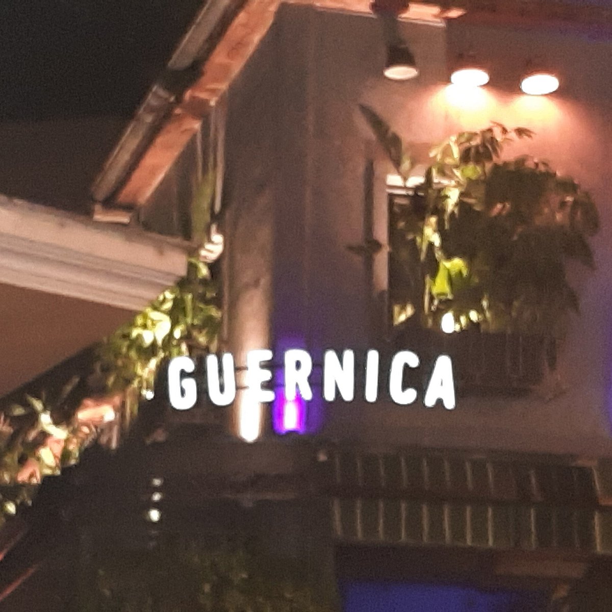 Guernica cafe bar