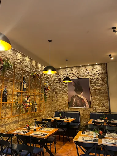 indoors - tartufo pizza & pasta drama