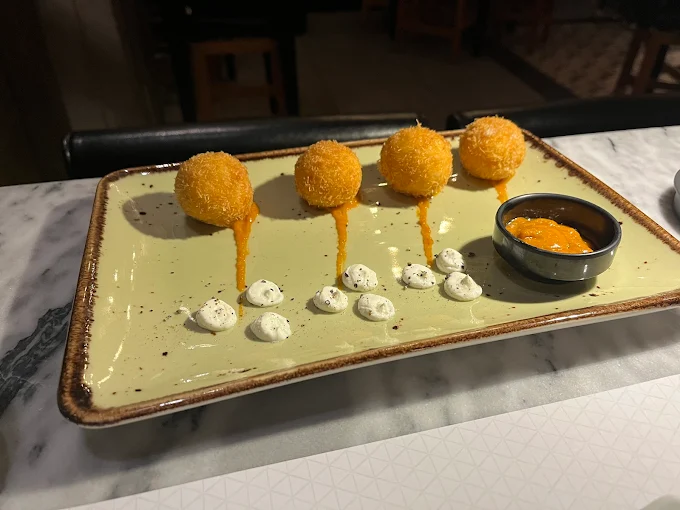 small bites  - kelari pro wine bar alexandroupoli