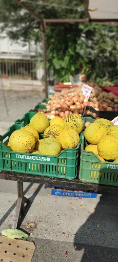 fresh fruit - laiki agora thursday alexandroupoli