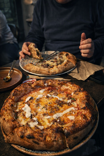 pizzas  - vittorio pizzeria alexandroupoli