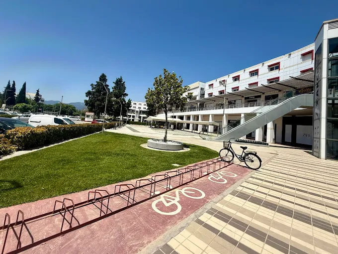 outdoors garden  - kosmopolis mall komotini