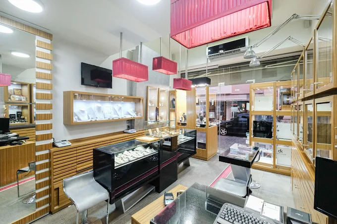 indoors - xrysolithos jewellery shop komotini