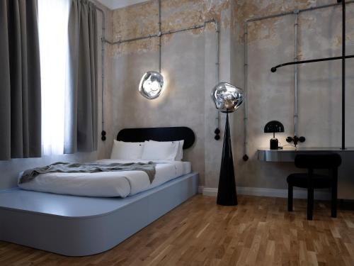 hotel room - hipsters hotel