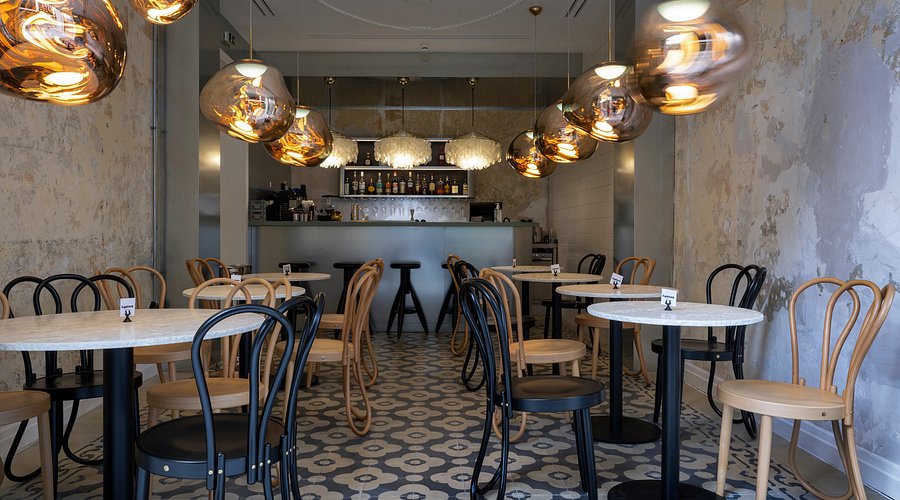 hotel restaurant - hipsters hotel