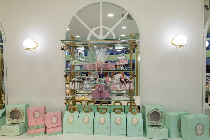indoors  - ntinos patisserie komotini 