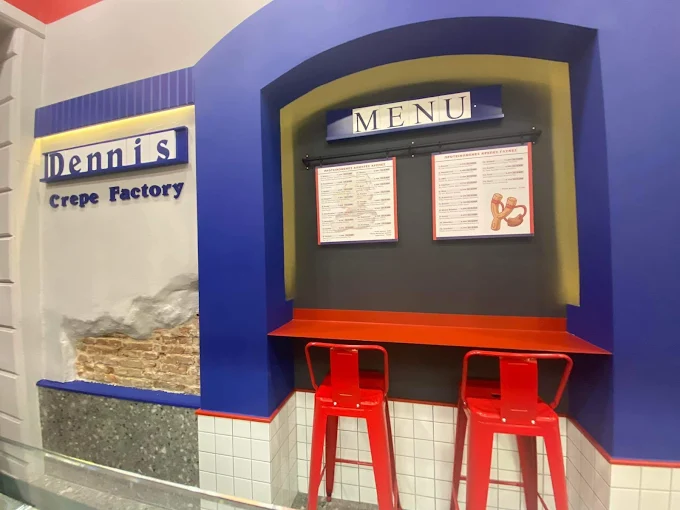 indoors - dennis crepe factory komotini