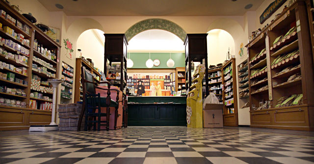 indoors pharmacy - farmakeio tis physis