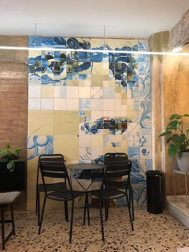 indoors seating - black drop coffee store kavala 