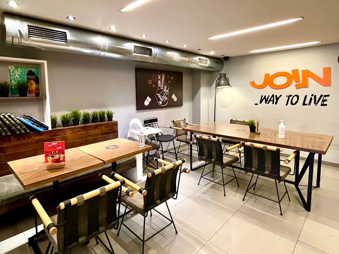 indoors - join juice bar