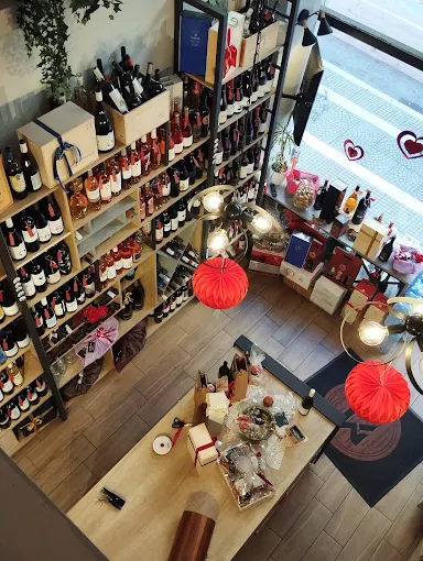 indoors - cava kelari kavala