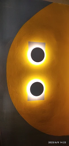 decor - dj juice - juice bar