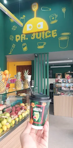 indoors - dr juice - juice bar