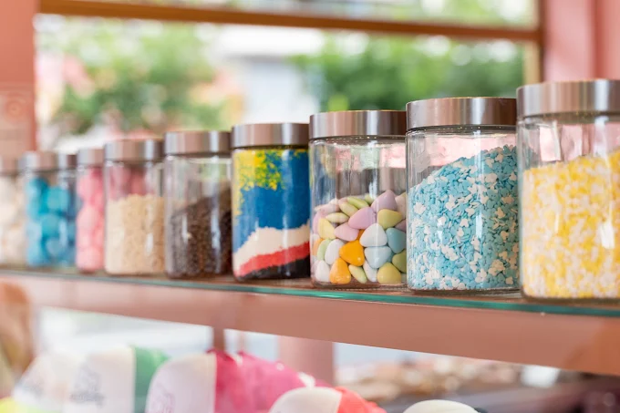 crepe toppings - omammy creperie kavala