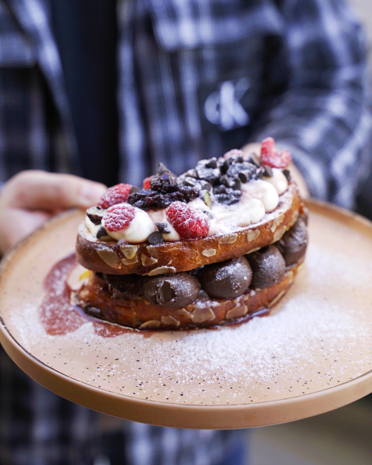 sweet tsoureki with chocolate and berries - que rico brunch and coffee sore volos