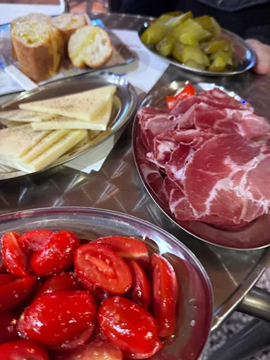 wine board  - agapi mia spritzeria volos 